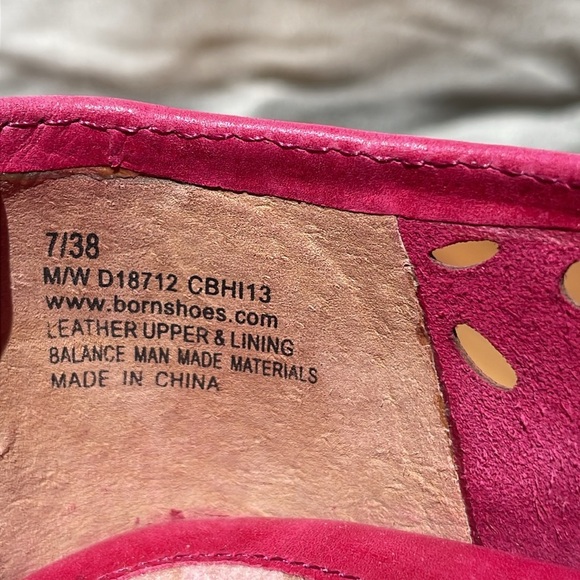 Born Tinley Leather Perforated Ballet Flats Pink Size 7 - Picture 8 of 9